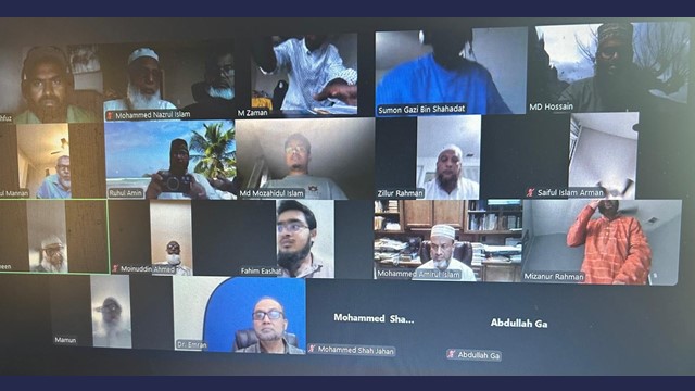 New members taking the oath.