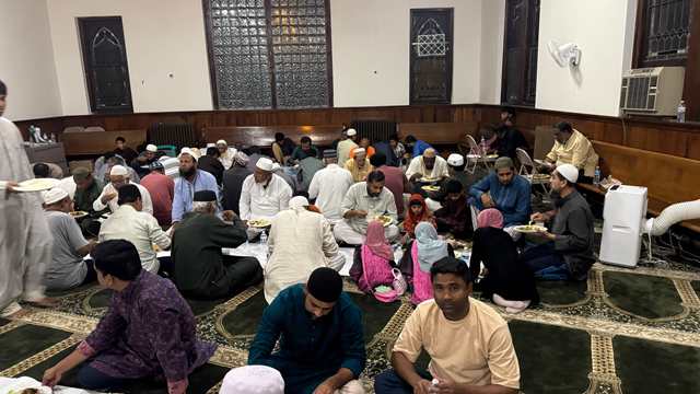 Photo: Over a hundred Muslims participated in the gathering.