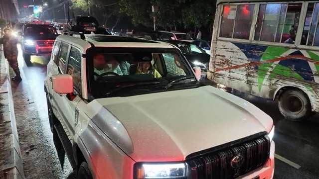 PM Tarique Rahman Drives Himself to Event