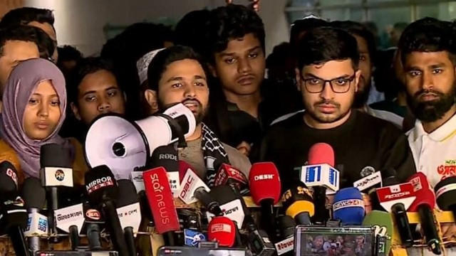 Inqilab Mancha Calls on Public Gather at Shahbag After Funeral of Osman Hadi