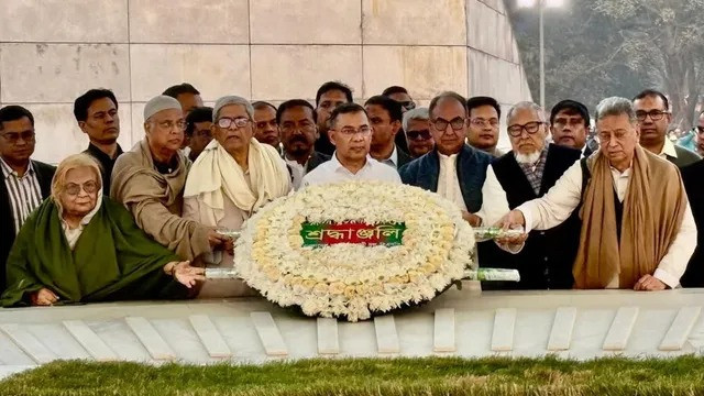 Tarique Rahman Visits His Father's Grave after One and Half Decade