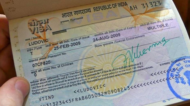 Bangladesh 'Limits' Tourist Visas for Indians