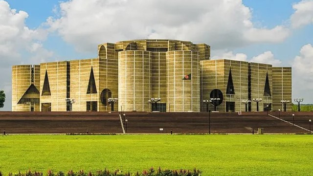 Swearing-In Ceremony of 13th National Parliament MPs to Be Held Tuesday