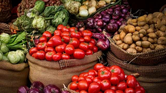 Rising Food Inflation Raises Concern in Bangladesh, World Bank Flags High Risk