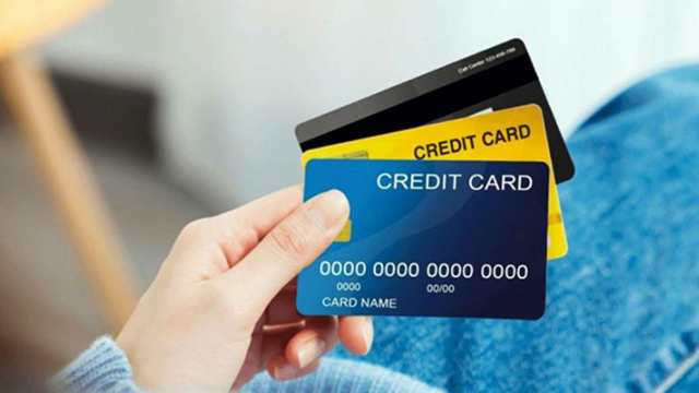 US Tops Overseas Credit Card Spending by Bangladeshis After Political Shift in 2024