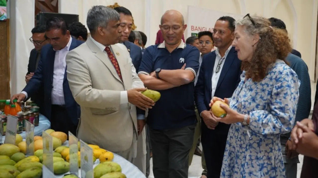 Bangladesh Showcases Premium Late-Season Mangoes at Festival in Kathmandu