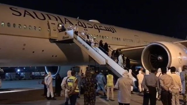 51 Flights Disrupted as Saudi Airport Closures Affect 5,418 Passengers from Bangladesh