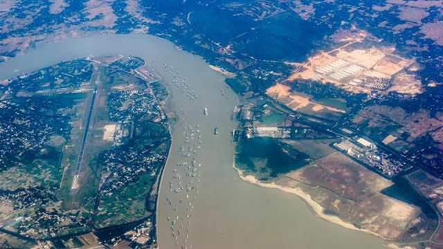 Fuel Smuggling Syndicate Thrives in Karnaphuli Despite Decades of Scrutiny