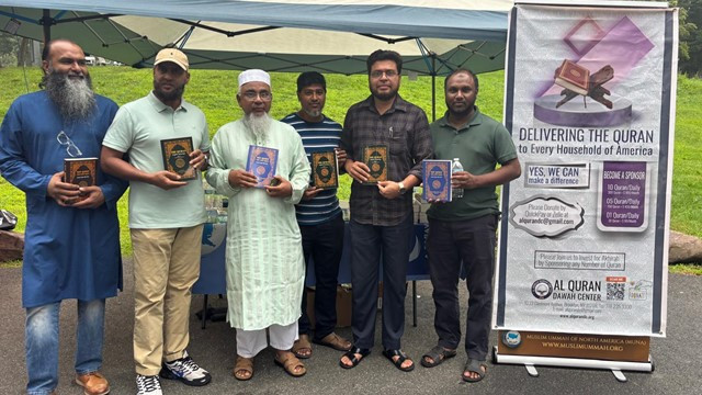 Free Qur'an Distribution at Bangladeshi-American Annual Picnic in Connecticut