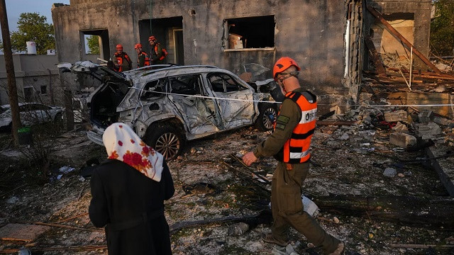 Iranian Ballistic Missile Strike Hits Israel: 58 Injured, Houses Destroyed