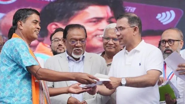 PM in Fulgazi: Those Who Chant 'One-Point' Have No Welfare Programs for People