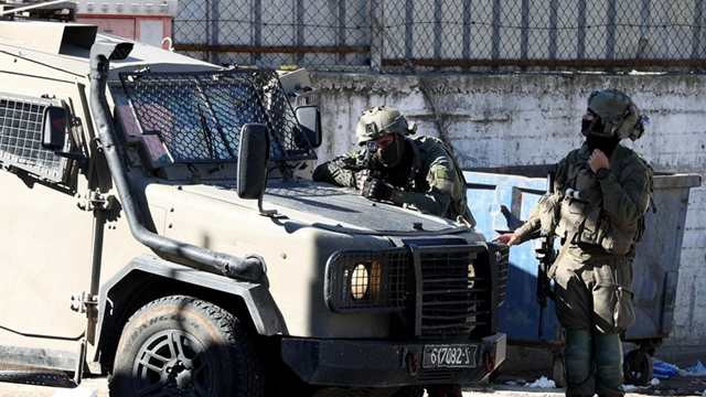 Over 100 Palestinians Arrested in West Bank Since Start of Ramadan, Rights Group Says