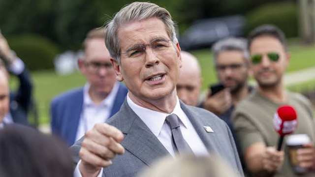 US Treasury Chief Warns of ‘Economic D-Day’ for Iran