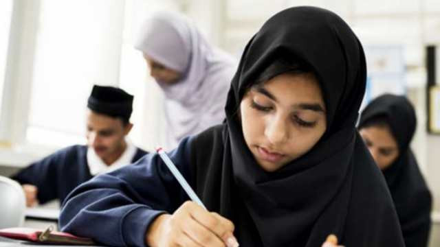 Austria’s Hijab Ban for Girls Under 14 Takes Effect in Schools