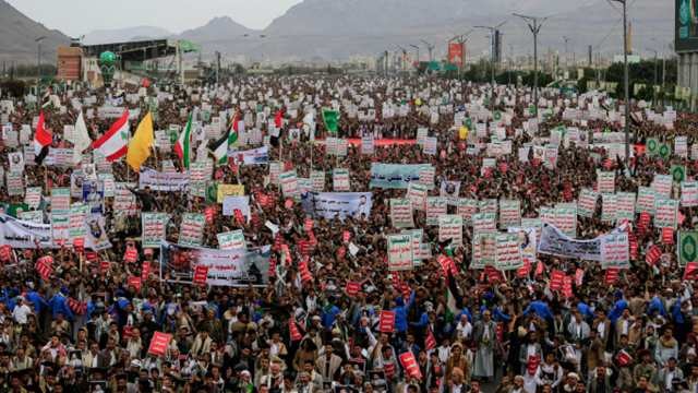 Thousands Rally in Yemen After Saudi Arabia Accuses Sana’a of Targeting Mecca With Drones