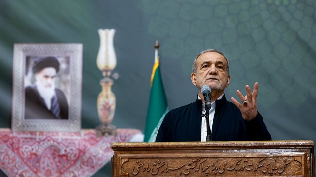 Iranian President Warns: Any Attack on Supreme Leader Will Be Considered a Declaration of War Against Iran