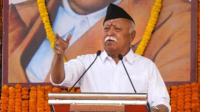 RSS Chief Mohan Bhagwat Urges Bangladeshi Hindus to ‘Fight,’ Sparking Concern Over Cross-Border Interference
