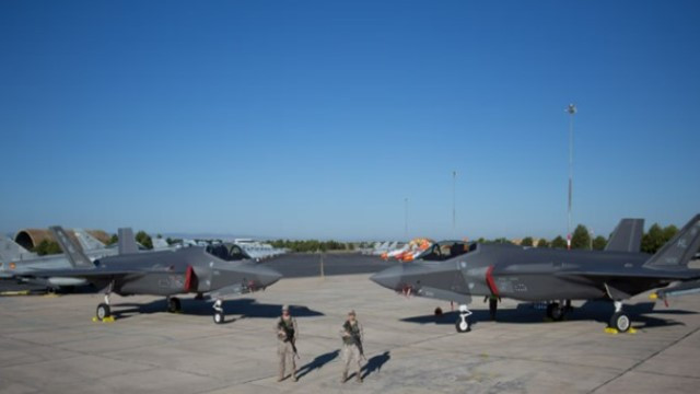 France Allows US Aircraft to Use Air Base With Condition of No Strikes on Iran