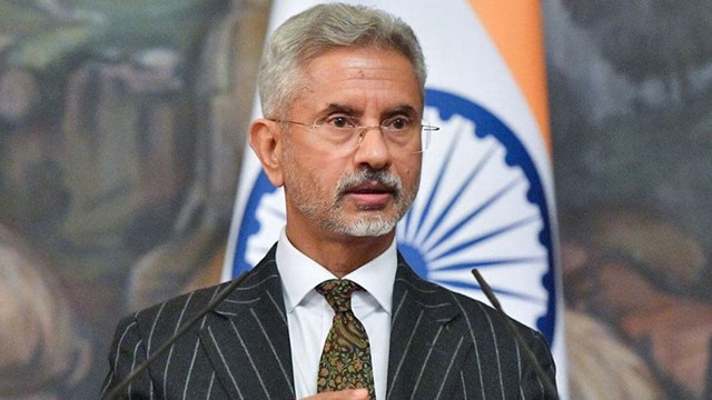 Confusion Over Iranian Warship Anchoring in India After Statement by Foreign Minister