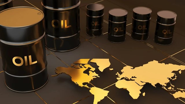 India Cuts Fuel Duties, Imposes Export Taxes Amid Oil Market Turmoil