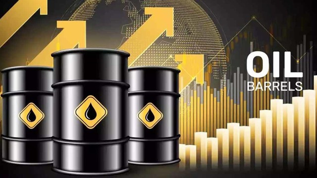 IEA Predicts Major Oil Surplus by 2027 as Strait of Hormuz Reopens