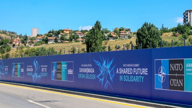 Trump Arrives in Ankara for NATO Summit Amid Pressure on Allies to Boost Defense Spending