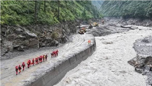 Satellite Images Reveal Massive Changes After Nepal-Tibet Flash Flood