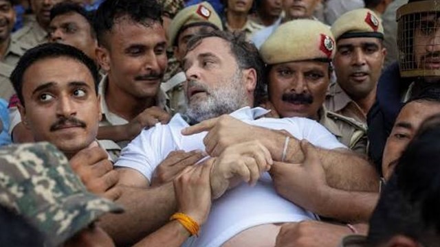 Rahul, Priyanka Gandhi Detained Again Amid Protest Over Voter List Revision
