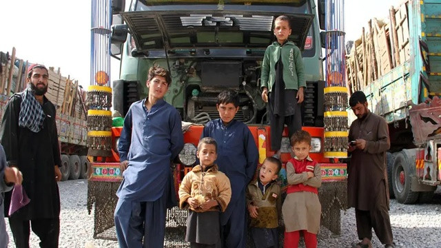Pakistan is sending back Afghan migrants