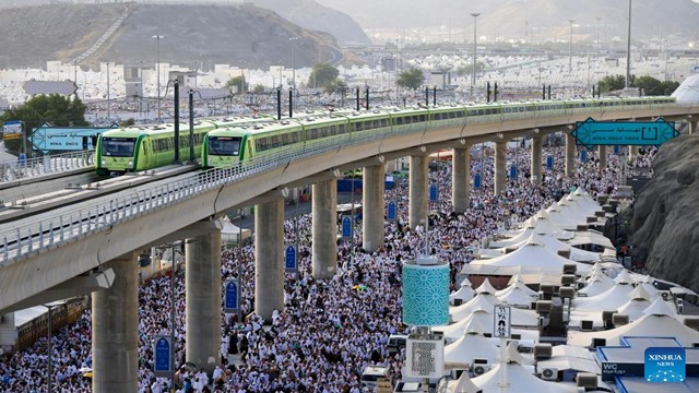 Saudi Arabia's Special Metro Service ready for 2 million Hajj Pilgrims