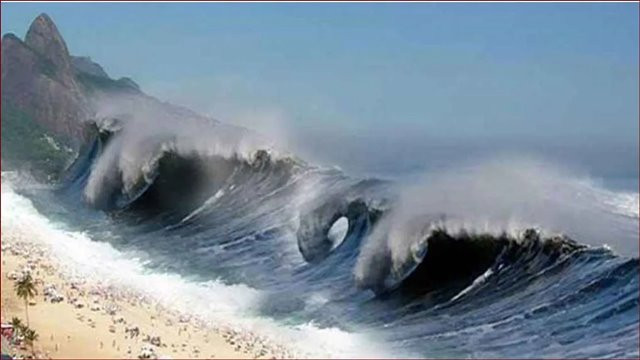 Powerful 8.7-magnitude Earthquake Shakes Russian Coast, Tsunami Warnings