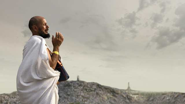 Millions Gather at Arafah as Pilgrims Observe Central Ritual of Hajj