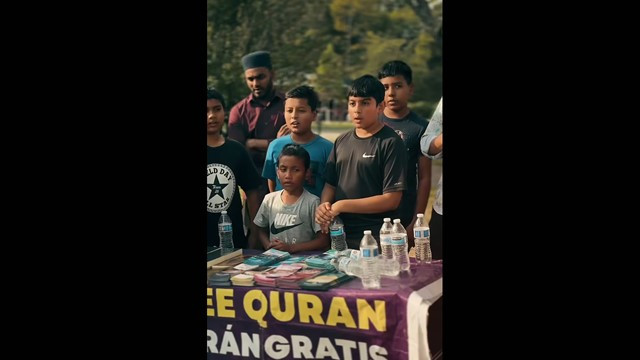 MUNA Youth Organizes Street Food Drive at Prospect Park