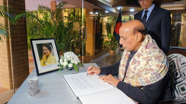 Rajnath Singh Pays Tribute to Khaleda Zia at Bangladesh High Commission in Delhi
