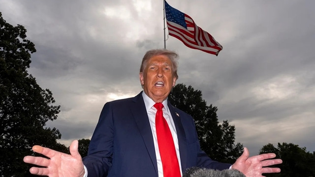Trump Lashes Out Reporter for Asking About Wealth Growth, Tells Him 'Quiet'