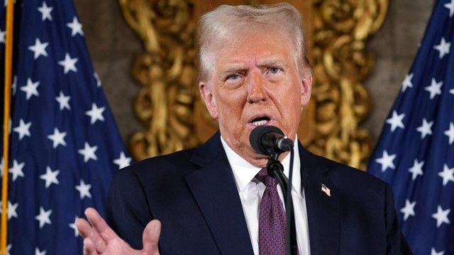 Trump Presses Greenland Bid, Warns Allies in Combative Davos Speech