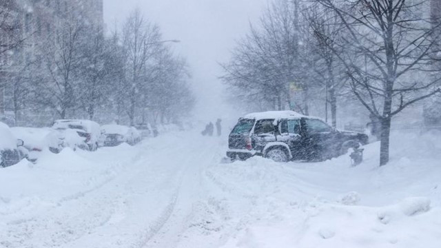 Severe Winter Storm Hits U.S.: Flights Canceled, Power Outages Across Multiple States
