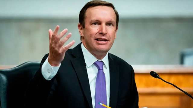 US Senator Chris Murphy Criticizes Trump Over Iran War
