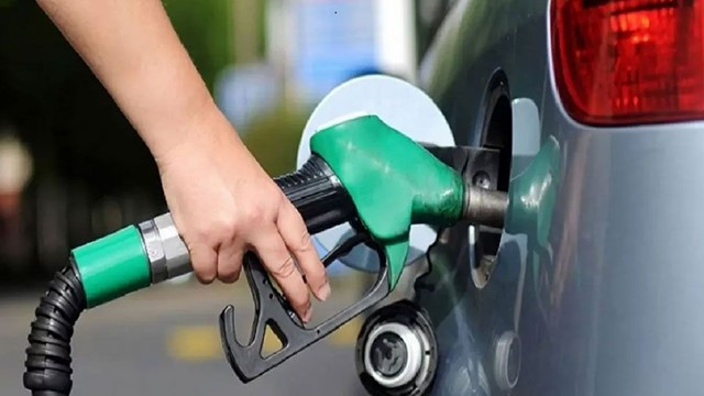 Global Oil Market Turmoil Pushes U.S. Fuel Prices Above $4