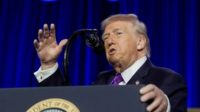 Trump Claims Iran’s New President Requested Ceasefire, Links It to Strait of Hormuz Security