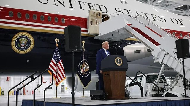 Trump Unveils Qatar-Gifted Boeing 747 as Interim Presidential Aircraft