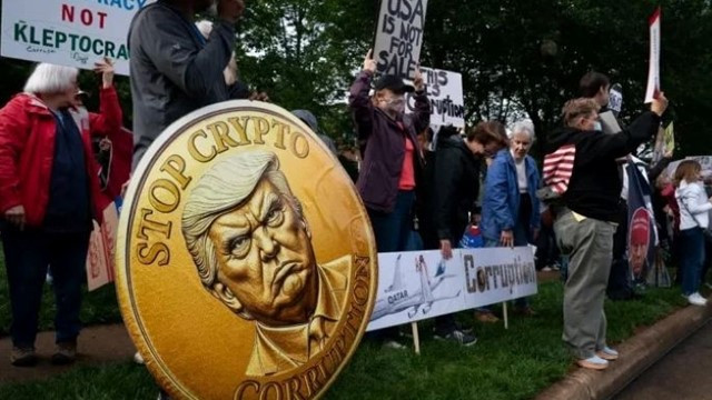 Nearly One Million Investors Lose $3.8 Billion on Trump Meme Coin, Report Finds