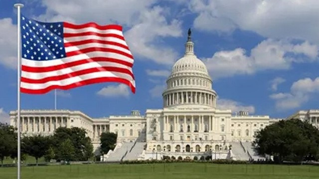 U.S. Considers Ending 60-Day Grace Period for Foreign Workers After Job Loss