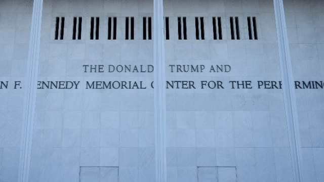 US Court Orders Removal of Trump’s Name from Kennedy Center, Halts Closure Plan