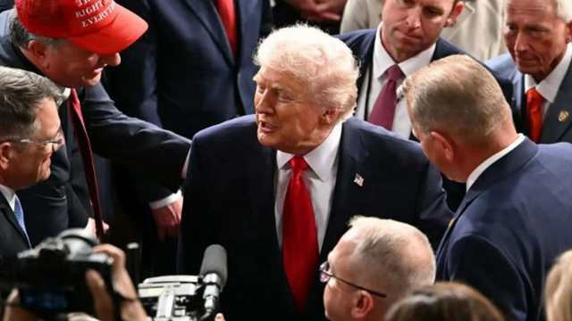 Signs of Republican Resistance to Trump Emerge Ahead of U.S. Midterm Elections
