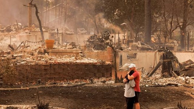 Massive Wildfires Sweep Washington, Forcing 60,000 Evacuations