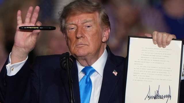 Trump Promises Major Announcement on Soaring Diesel Prices