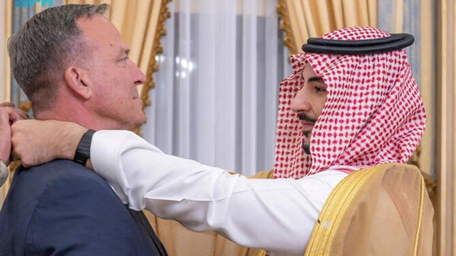Saudi Arabia Awards Top Honor to US General